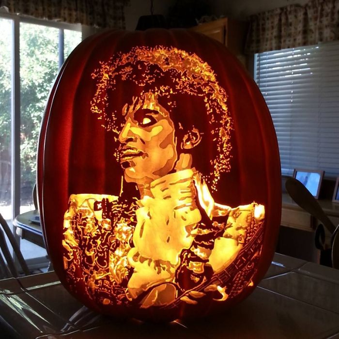 Artist Carves Portraits Of Famous Pop Culture Characters And The Result Is Incredible Artist Carves Portraits Of Famous Pop Culture Characters And The Result Is Incredible