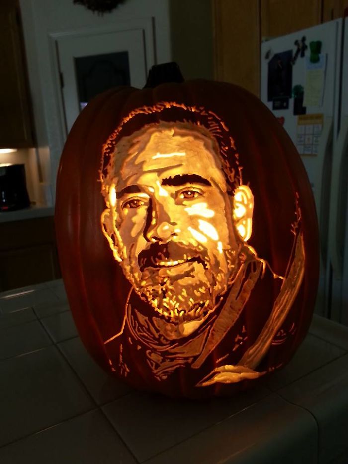 Artist Carves Portraits Of Famous Pop Culture Characters And The Result Is Incredible Artist Carves Portraits Of Famous Pop Culture Characters And The Result Is Incredible