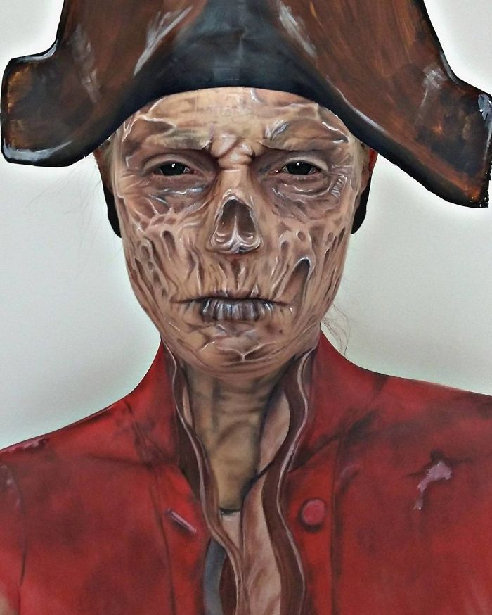 Makeup Artist Turns Herself Into Monsters From Your Most Terrifying Nightmares Makeup Artist Turns Herself Into Monsters From Your Most Terrifying Nightmares