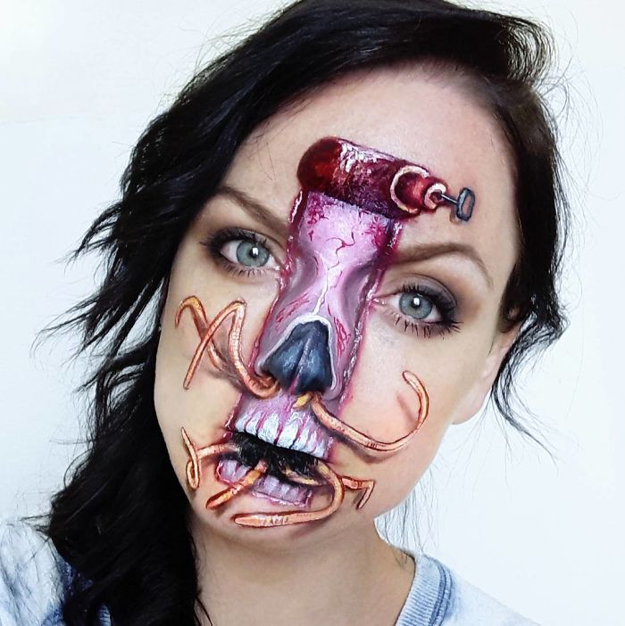 Makeup Artist Turns Herself Into Monsters From Your Most Terrifying Nightmares Makeup Artist Turns Herself Into Monsters From Your Most Terrifying Nightmares