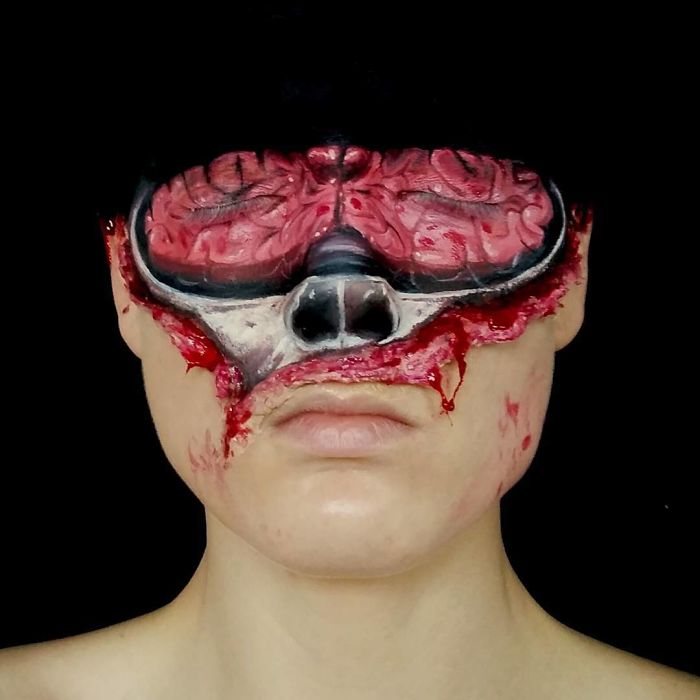 Makeup Artist Turns Herself Into Monsters From Your Most Terrifying Nightmares Makeup Artist Turns Herself Into Monsters From Your Most Terrifying Nightmares