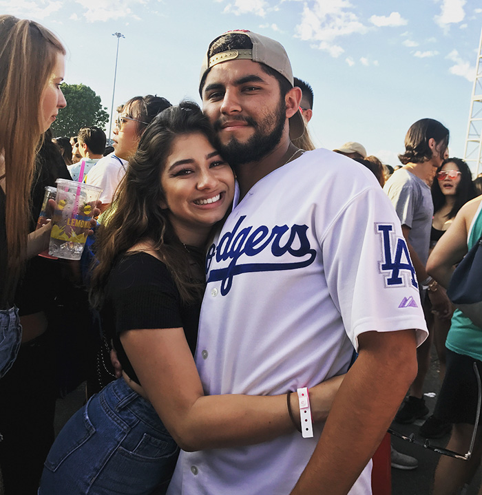 8 Times Girlfriends And Boyfriends Shared The Same Images On Instagram, But Created Absolutely Different Captions