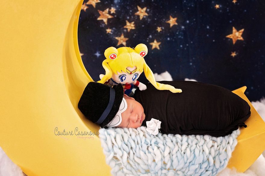 Sailor Moon Newborn Photo Shoot