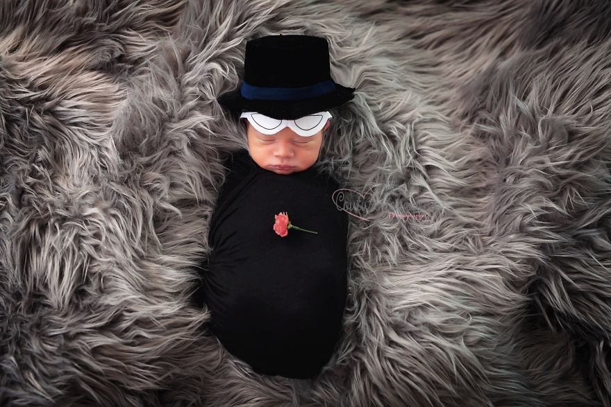 Sailor Moon Newborn Photo Shoot