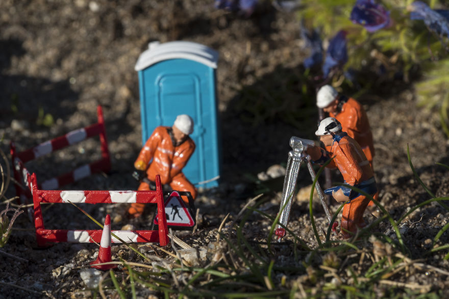 I Use Everyday Objects To Create Tiny Worlds I Use Everyday Objects To Create Tiny Worlds