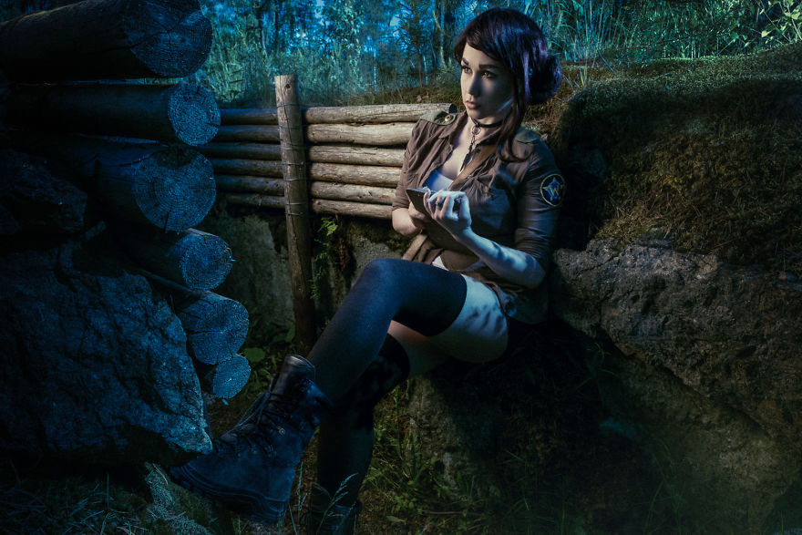 I Brought Mobile Game Character Into Reality With My Images I Brought Mobile Game Character Into Reality With My Images