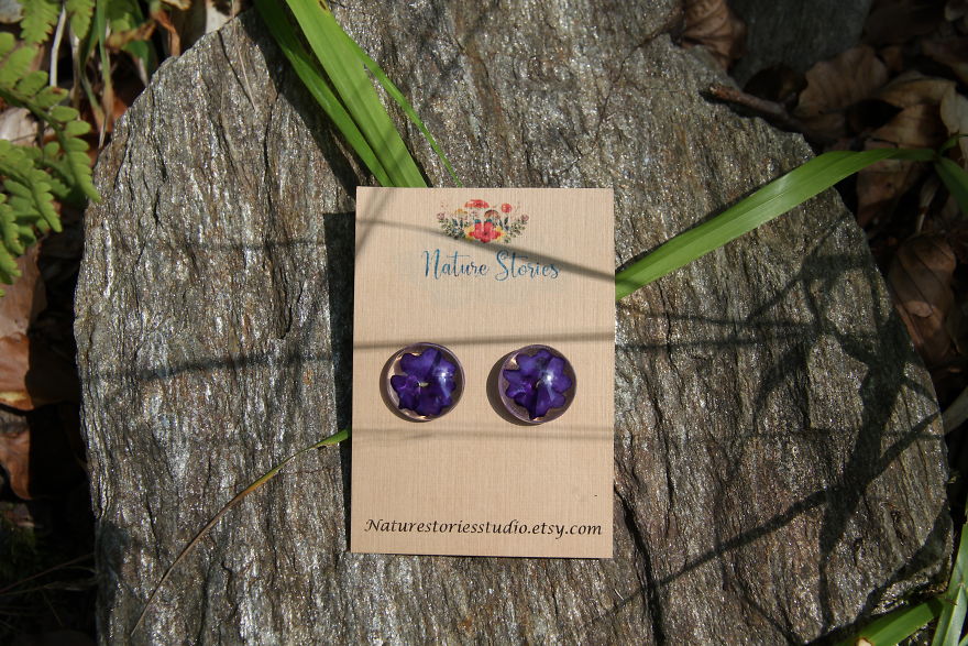 I Capture The Beauty Of Woodlands And Meadows In Resin Jewelry I Capture The Beauty Of Woodlands And Meadows In Resin Jewelry