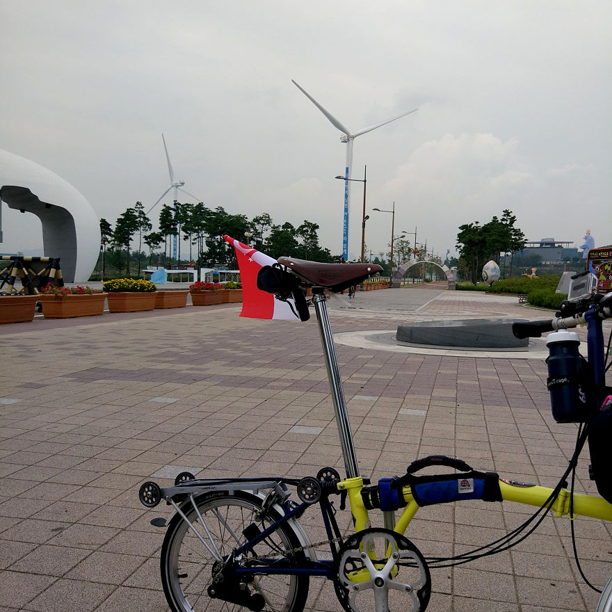 I Toured South Korea With A Tiny Bicycle And A Tiny Sketchbook