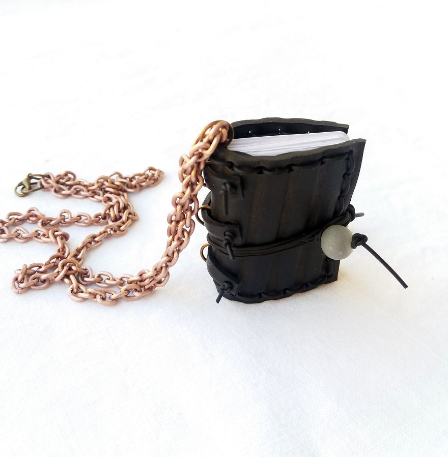 I Make Jewelry And Accessories Out Of Upcycled Bike And Car Inner Tubes I Make Jewelry And Accessories Out Of Upcycled Bike And Car Inner Tubes