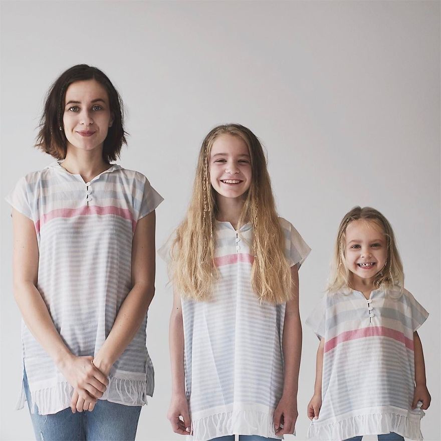 Mother Of Two Takes Adorable Photos Of Herself And Her Daughters In Matching Clothing (Part 2) Mother Of Two Takes Adorable Photos Of Herself And Her Daughters In Matching Clothing (Part 2)