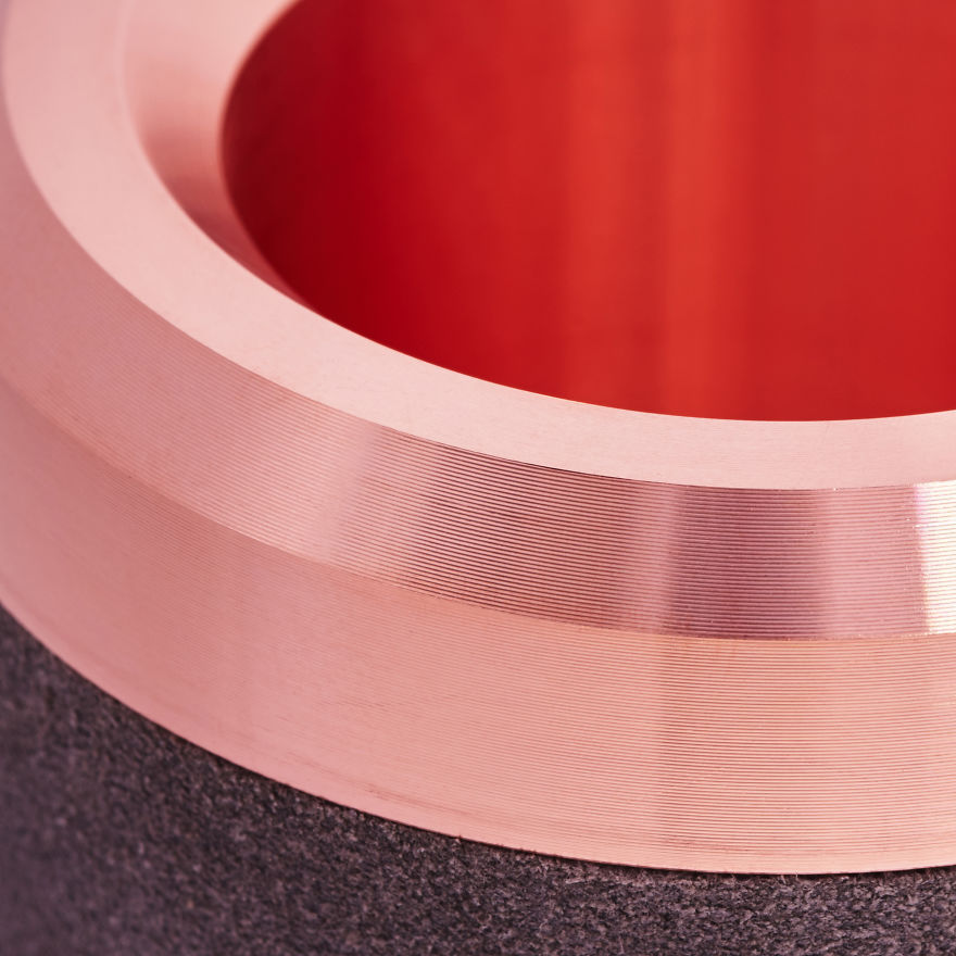 Two Young Engineers Made This Toy That Will Make You Question Gravity! Two Young Engineers Made This Toy That Will Make You Question Gravity!