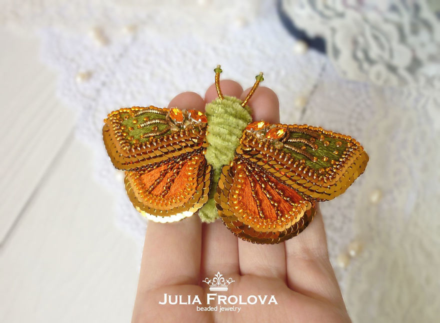 Russian Artist Creates Shiny Insect Jewelry Using Beads