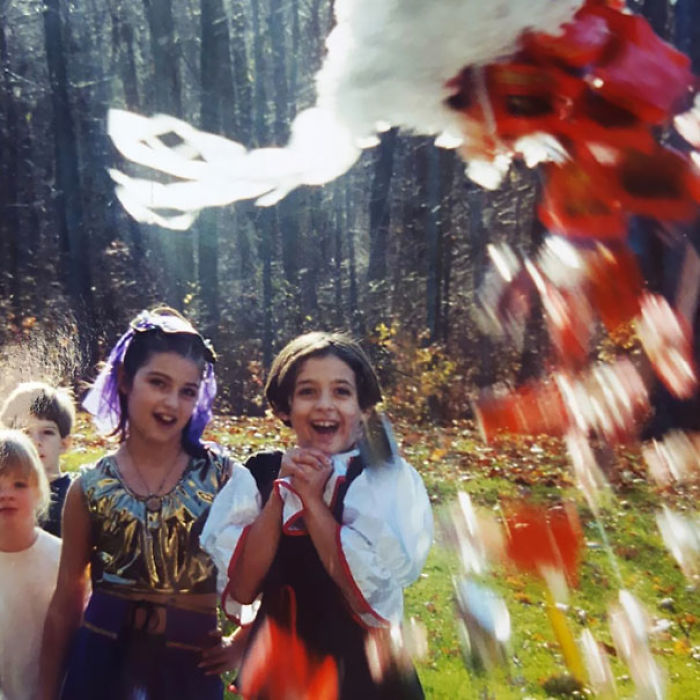 People Are Sharing Embarrassing Childhood Photos Of Their Significant Others, And It’s Too Funny People Are Sharing Embarrassing Childhood Photos Of Their Significant Others, And It’s Too Funny