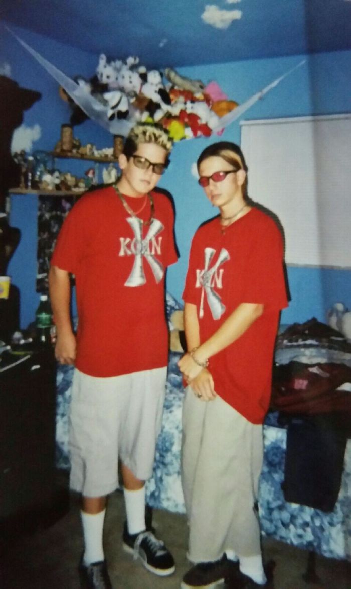 People Are Sharing Embarrassing Childhood Photos Of Their Significant Others, And It’s Too Funny People Are Sharing Embarrassing Childhood Photos Of Their Significant Others, And It’s Too Funny