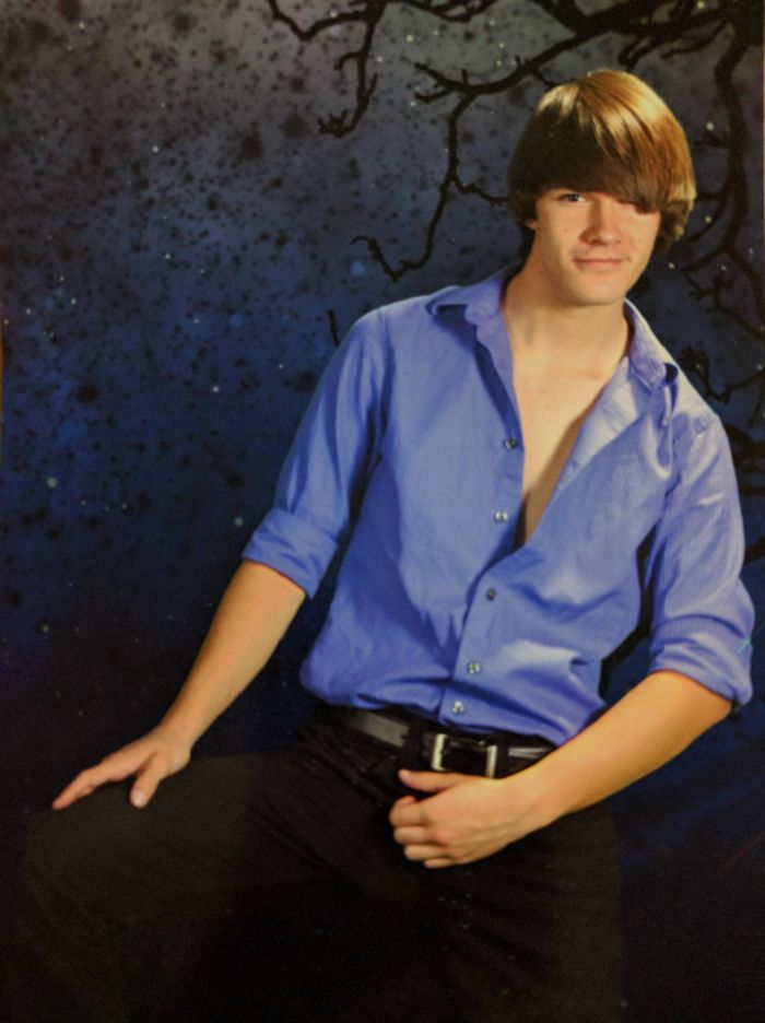 People Are Sharing Embarrassing Childhood Photos Of Their Significant Others, And It’s Too Funny People Are Sharing Embarrassing Childhood Photos Of Their Significant Others, And It’s Too Funny