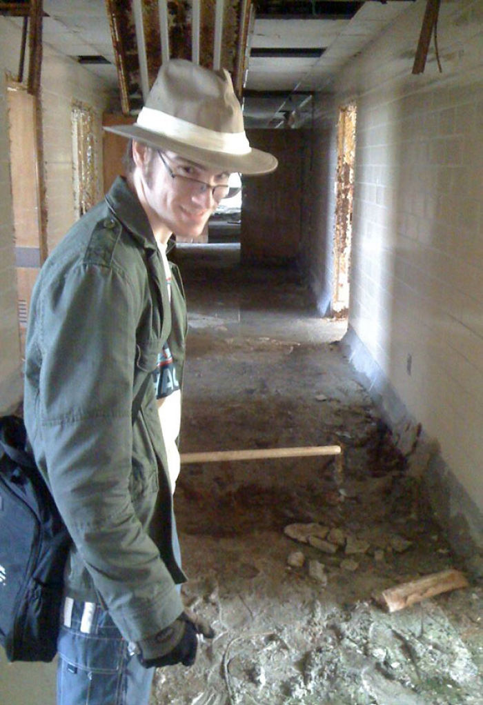 People Are Sharing Embarrassing Childhood Photos Of Their Significant Others, And It’s Too Funny People Are Sharing Embarrassing Childhood Photos Of Their Significant Others, And It’s Too Funny