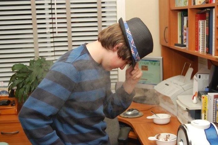 People Are Sharing Embarrassing Childhood Photos Of Their Significant Others, And It’s Too Funny People Are Sharing Embarrassing Childhood Photos Of Their Significant Others, And It’s Too Funny