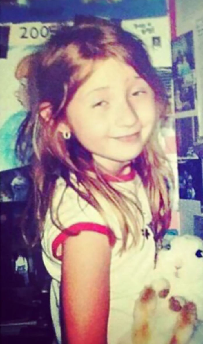 People Are Sharing Embarrassing Childhood Photos Of Their Significant Others, And It’s Too Funny People Are Sharing Embarrassing Childhood Photos Of Their Significant Others, And It’s Too Funny