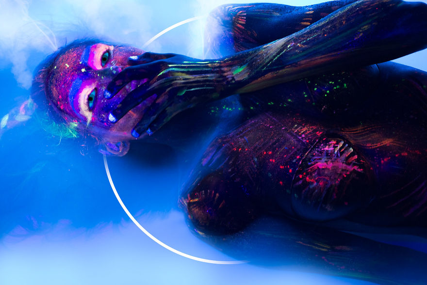 I Created Neon UV Photography To Help Me Cope With My Traumatic Brain Injury After A Drunk Driver Changed My Life (NNFW)