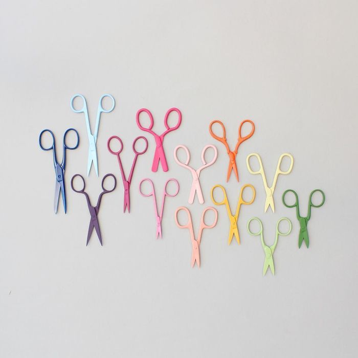 Satisfying Arrangements Of Everyday Objects By Caroline South Satisfying Arrangements Of Everyday Objects By Caroline South