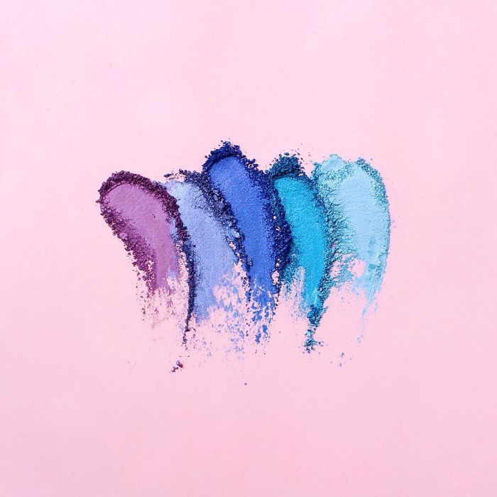 Satisfying Arrangements Of Everyday Objects By Caroline South Satisfying Arrangements Of Everyday Objects By Caroline South