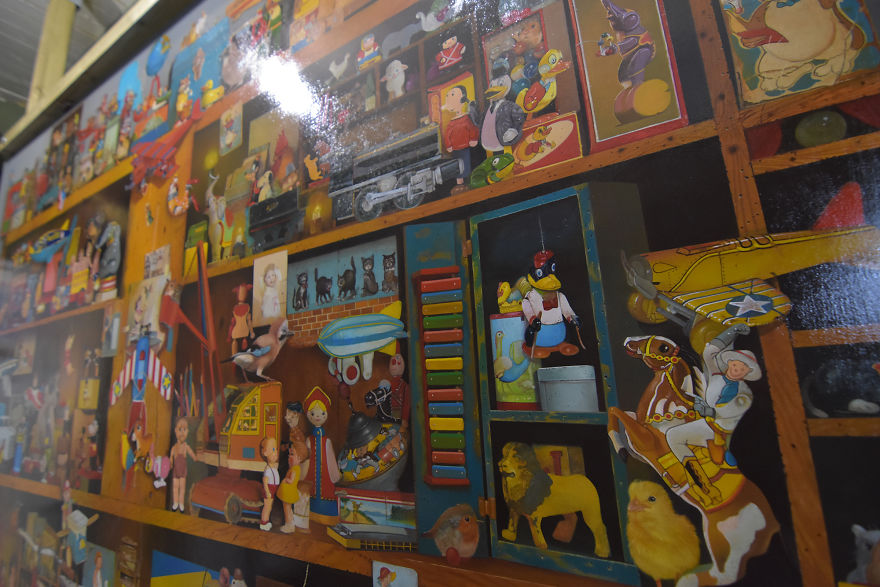 It Took My Dad 2.5 Years + Heart And Kidney Failure To Paint This, And You Have To See It In Full Size To Really Appreciate It