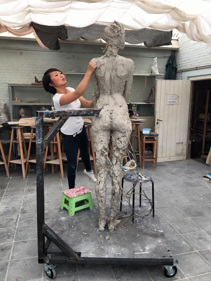 Artist Creates Life-Size Sculptures Of Women Inspired By Renaissance Art, Reveals The Beauty Of Female Form