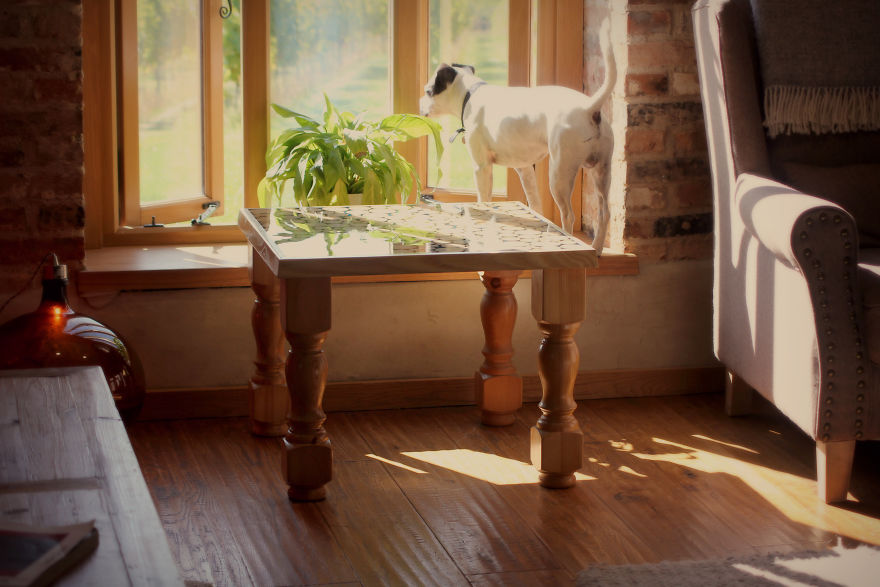 We Collected Bits Of Wood And Spent Months Making These Amazing Glowing Tables