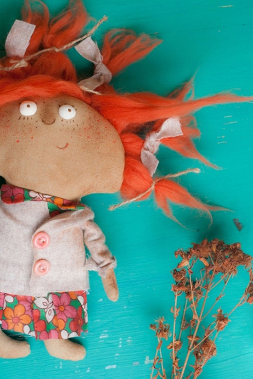 Attic Beauty: Textile Dolls By Alyona Razdorova