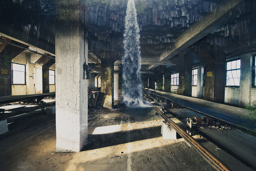 I Combine My Photos To Create New Worlds I Combine My Photos To Create New Worlds