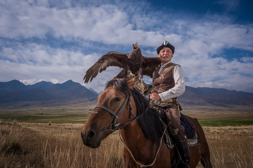 I Documented Bonding With A Bird