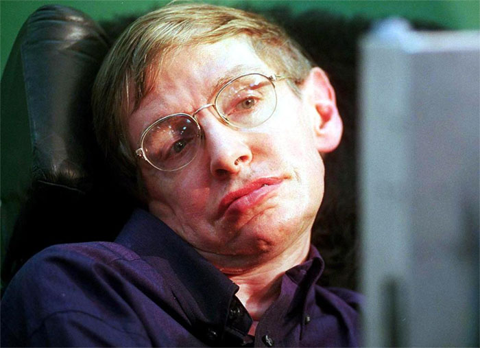 Stephen Hawking Dies At 76, And Here’s How The Internet Responds Stephen Hawking Dies At 76, And Here’s How The Internet Responds