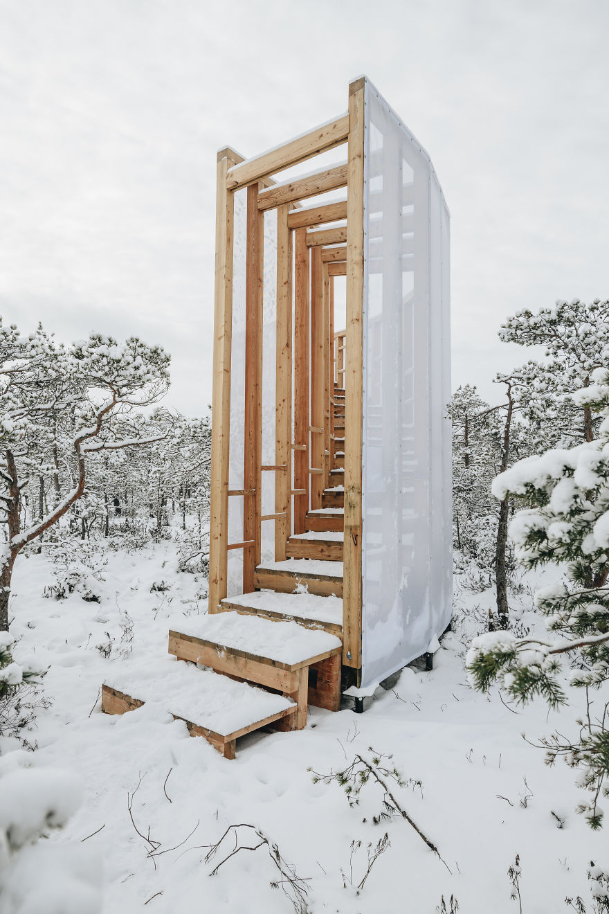 Estonia, Where Winter Still Prevails: Students Build A Staircase-Tower For Bog Watching