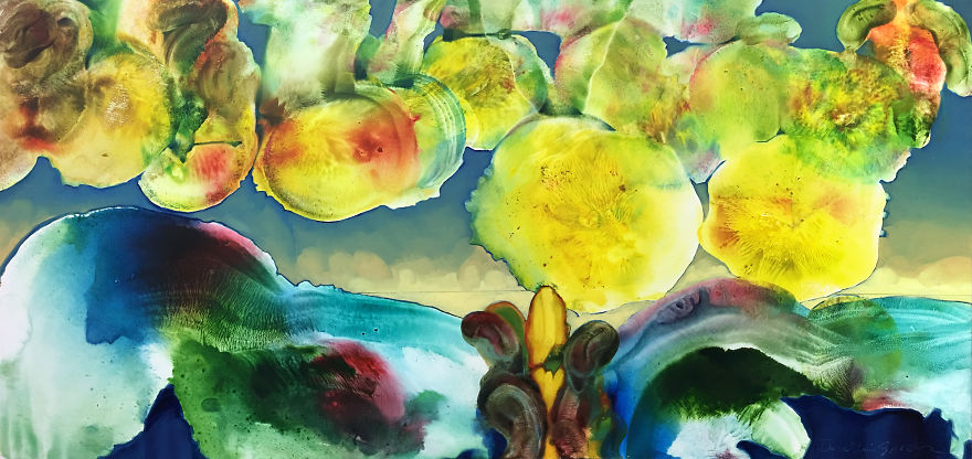 I Paint With Unusual Objects After Rolling Them In Paint I Paint With Unusual Objects After Rolling Them In Paint