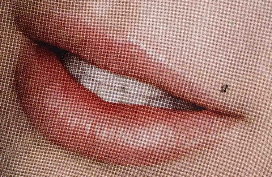 50 Incredibly Lucky Shots By Probably The Best Street Photographer In The World 50 Incredibly Lucky Shots By Probably The Best Street Photographer In The World