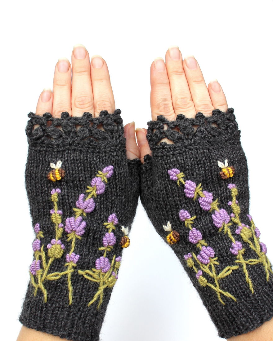 I Make Embroidered Mittens And Gloves That Will Keep Your Hands Warm