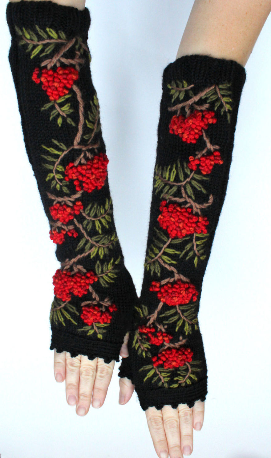 I Make Embroidered Mittens And Gloves That Will Keep Your Hands Warm