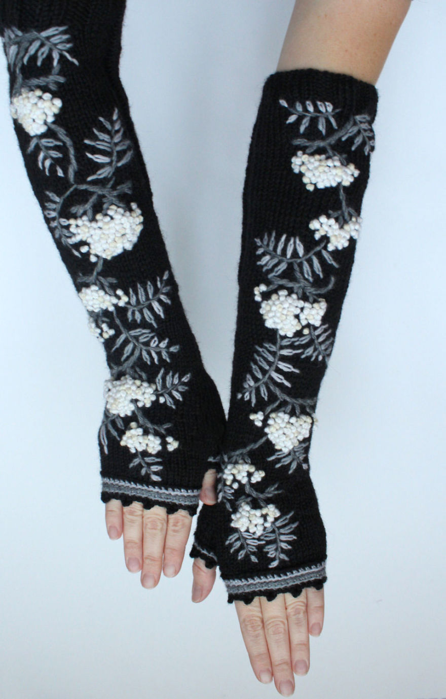 I Make Embroidered Mittens And Gloves That Will Keep Your Hands Warm
