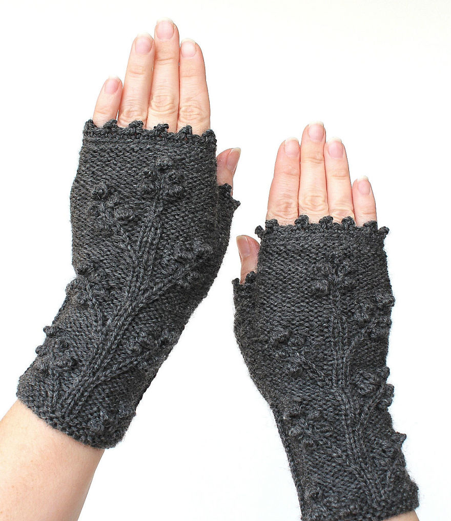 I Make Embroidered Mittens And Gloves That Will Keep Your Hands Warm