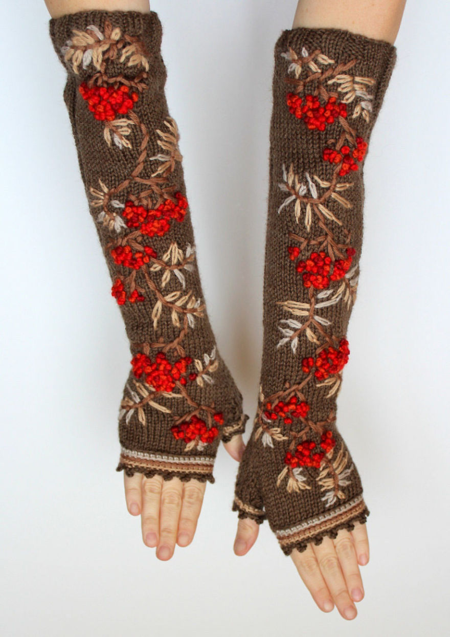 I Make Embroidered Mittens And Gloves That Will Keep Your Hands Warm