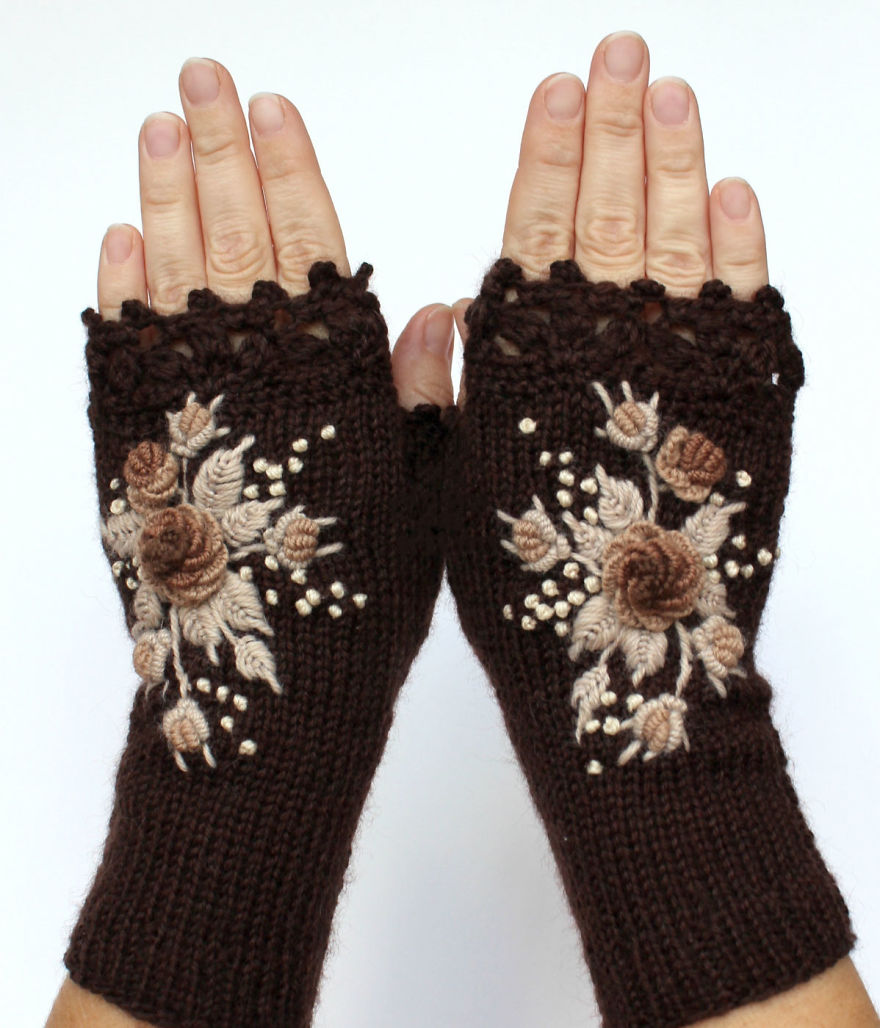I Make Embroidered Mittens And Gloves That Will Keep Your Hands Warm