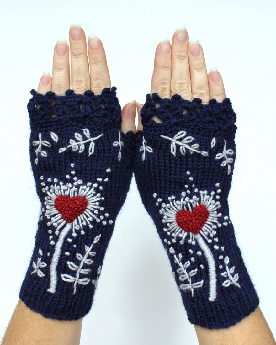 I Make Embroidered Mittens And Gloves That Will Keep Your Hands Warm
