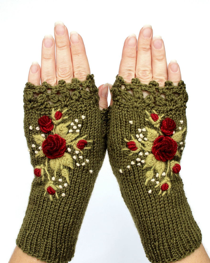 I Make Embroidered Mittens And Gloves That Will Keep Your Hands Warm