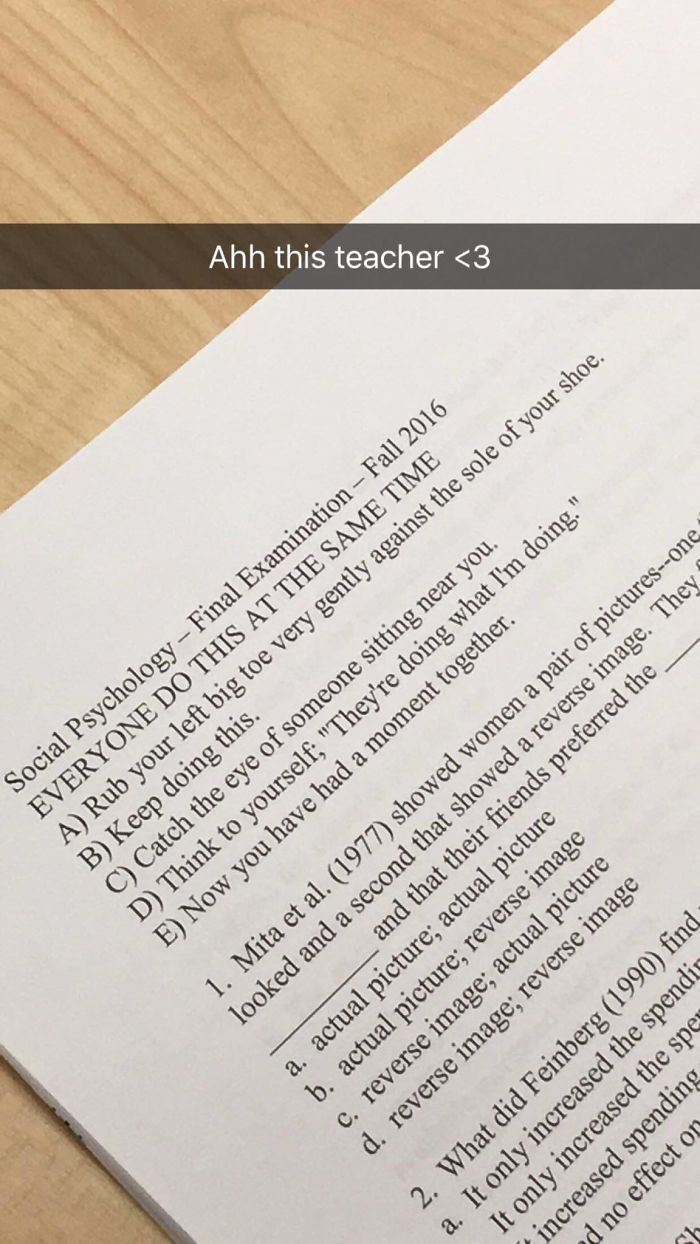 37 Epic Times Teachers Hilariously Trolled Their Students