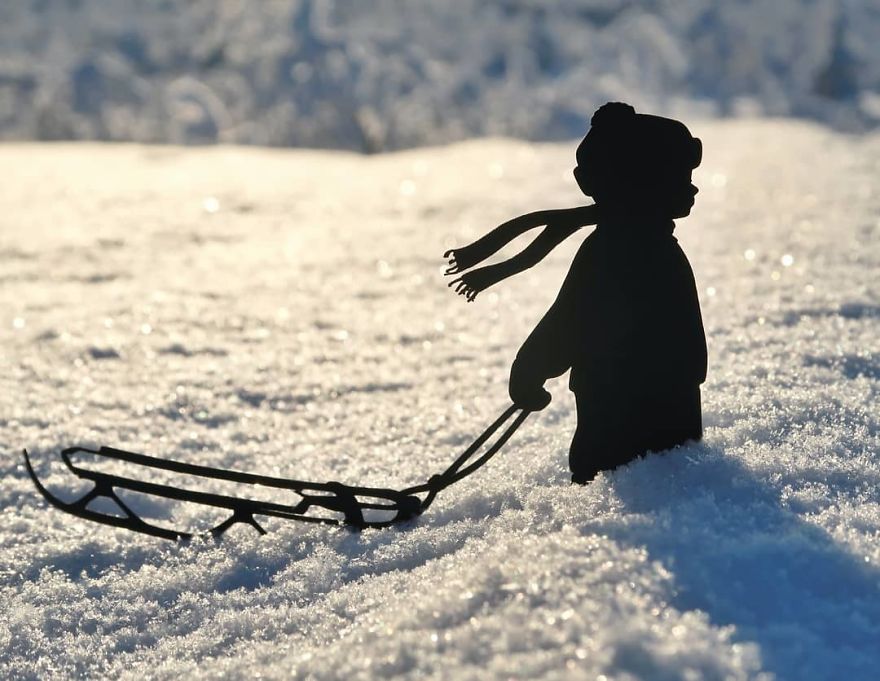 I Keep Transforming Famous Landmarks And Random Places Using Paper Cutouts (New Pics) I Keep Transforming Famous Landmarks And Random Places Using Paper Cutouts (New Pics)