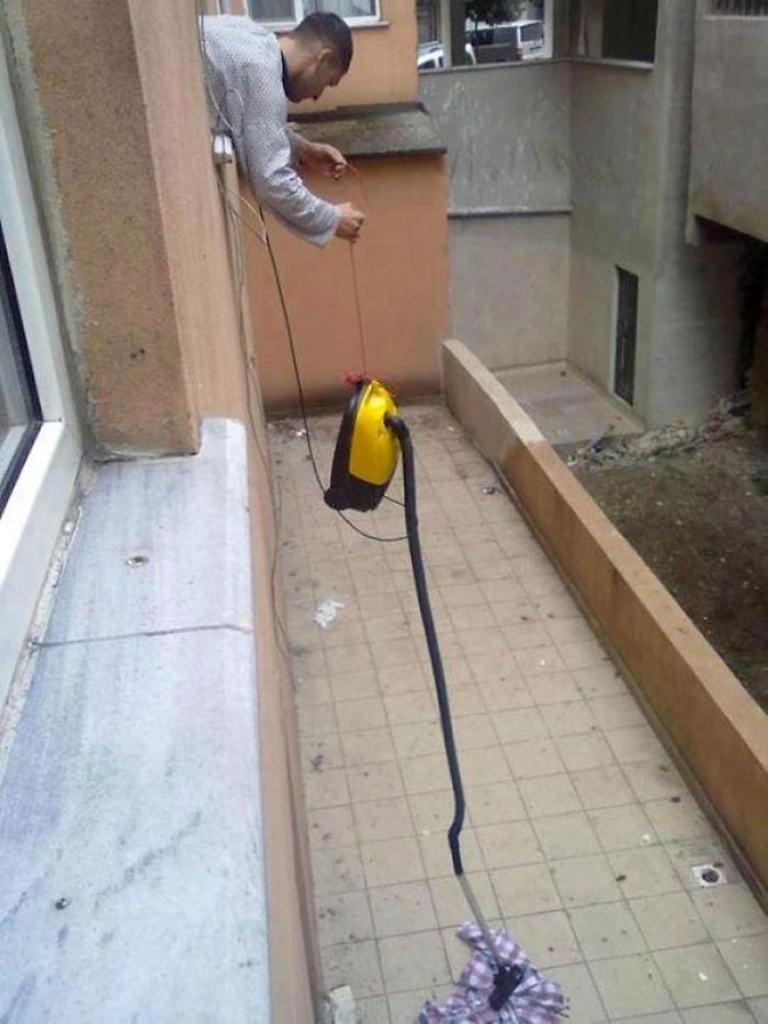 35 People Who Took Laziness To Another Level 35 People Who Took Laziness To Another Level