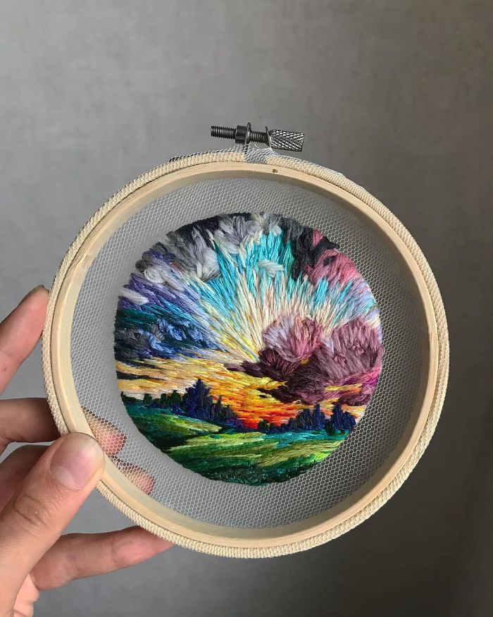 This Embroidery Artist Uses Thread Instead Of Paint To Create Amazing Landscape Scenes This Embroidery Artist Uses Thread Instead Of Paint To Create Amazing Landscape Scenes