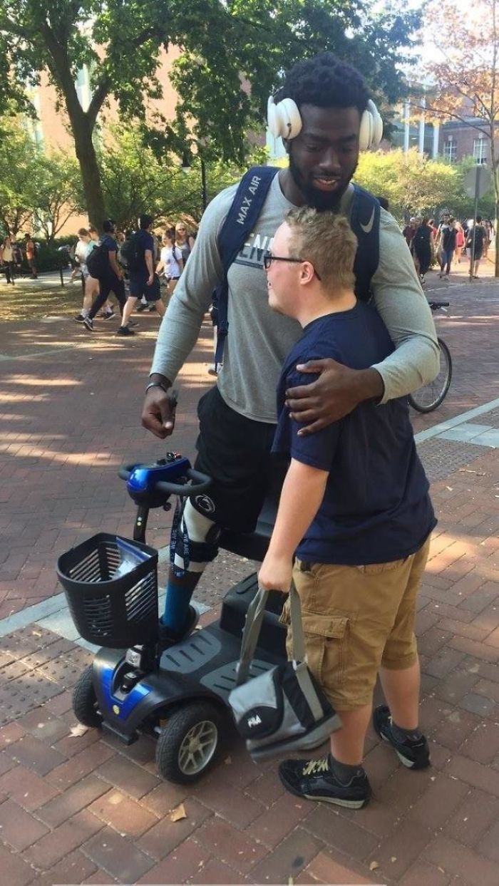 You Will Be Smiling Like An Idiot After Seeing These 239 Wholesome Pictures You Will Be Smiling Like An Idiot After Seeing These 239 Wholesome Pictures