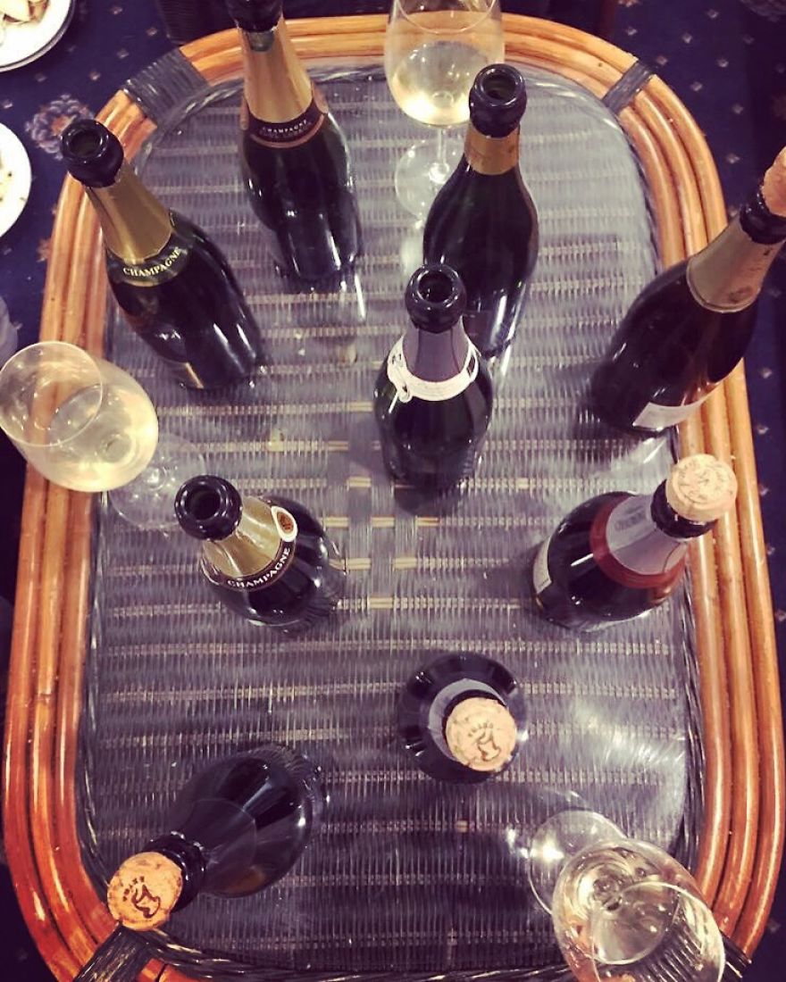 This Instagram Account Captures Surprising “Morning After” Tables This Instagram Account Captures Surprising “Morning After” Tables