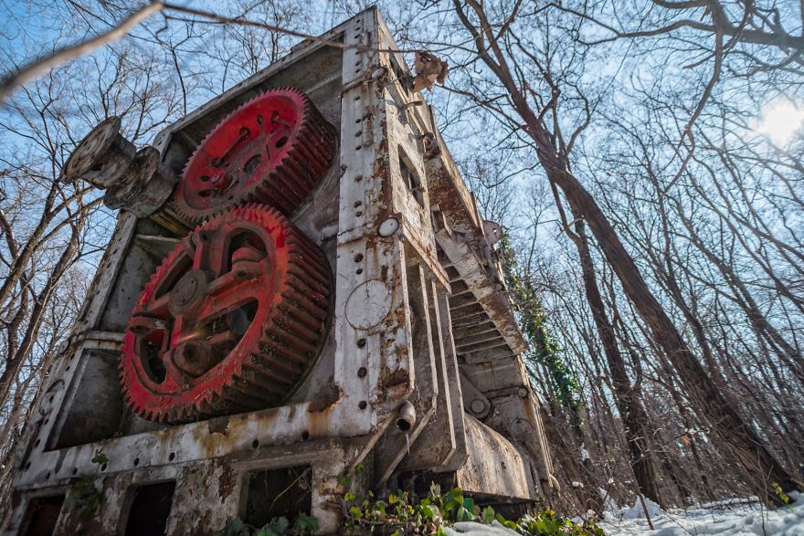 I Met Giant Machine Monsters In The Woods I Met Giant Machine Monsters In The Woods